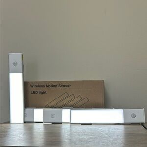 Wireless Motion Sensor LED Light